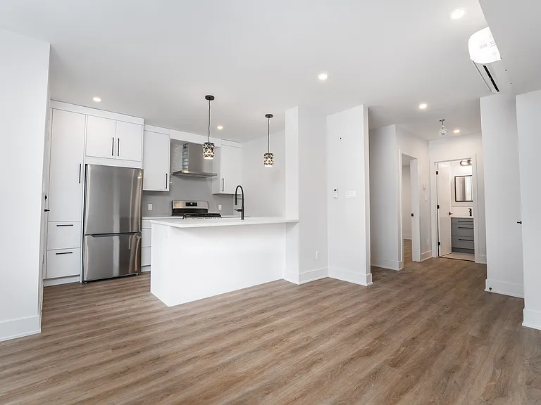 85 Rosemount Ave #C — Photo 4