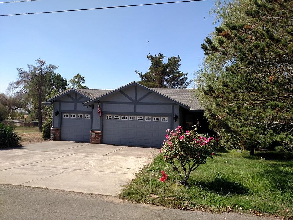 1st image of 8876 Country Hill Dr