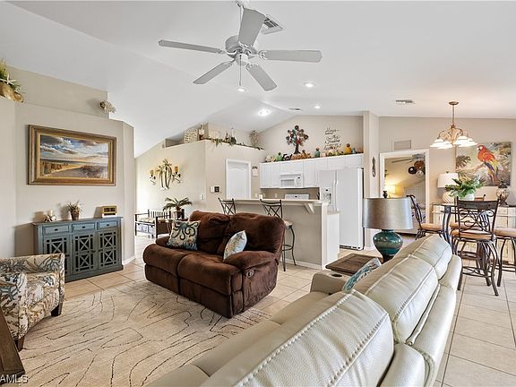 5th image of 1501 NE 33rd Ln