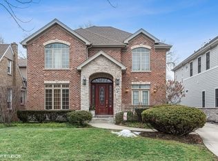 1435 S Prospect Ave, Park Ridge, IL 60068