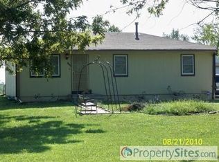 1330 N 15th St, Osage City, KS 66523
