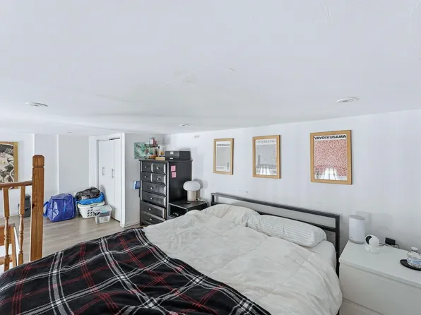 174 Grand Street image 17 of 28