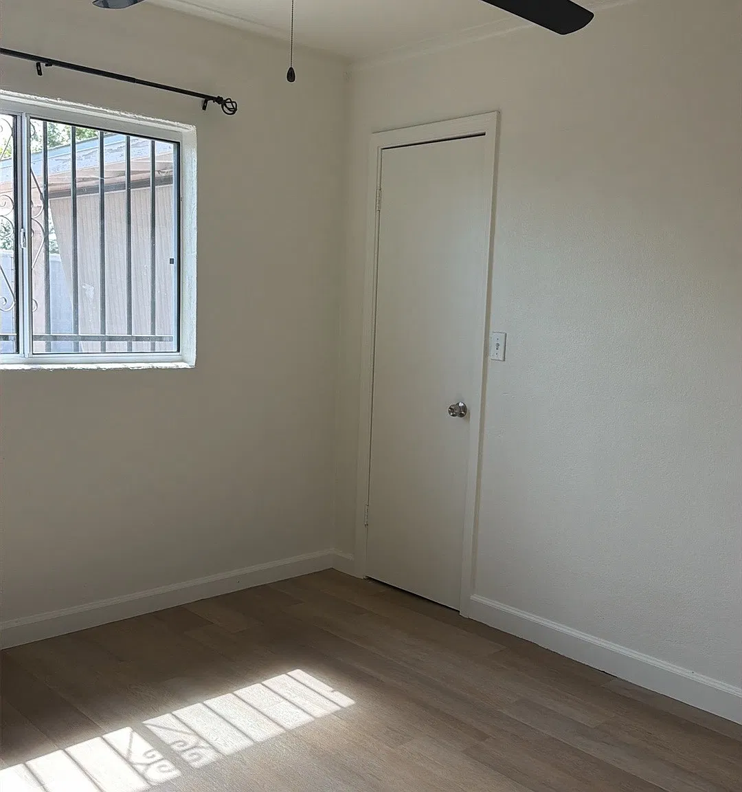 3 bed, 1395 sqft, $1,900 — Photo 2