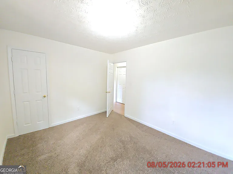 48 Phillips Dr — Photo 6