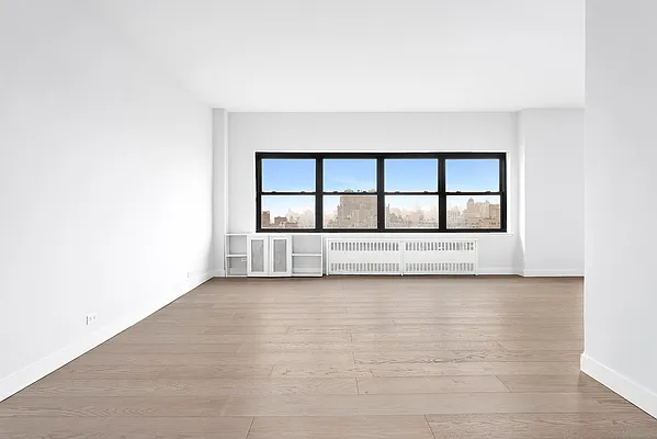 Sold by Corcoran | media 19