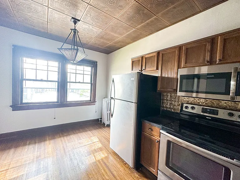 5819 E Washington St #8 — Photo 11