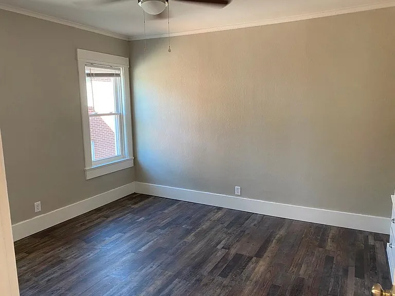 3851 Dewey Ave #4 — Photo 10