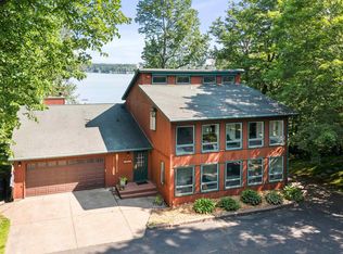 4893 Lakeway Dr, Duluth, MN 55811