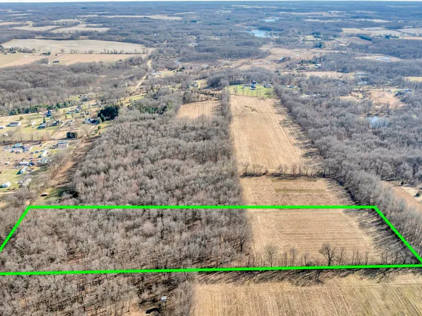 Rowe Rd, Jonesville, MI 49250