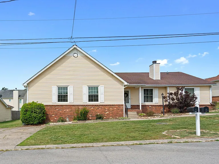 7305 Weston Way — Photo 15