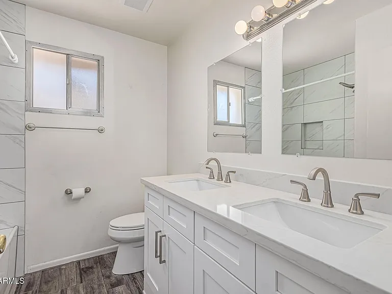 1213 E Riviera Dr — Photo 18