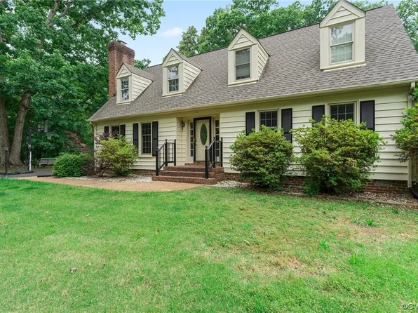 8800 Shewsbury Dr, New Kent, VA 23124