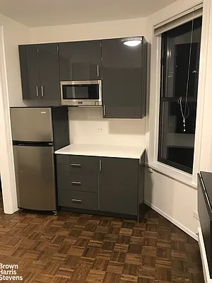 Rented by Brown Harris Stevens | media 9