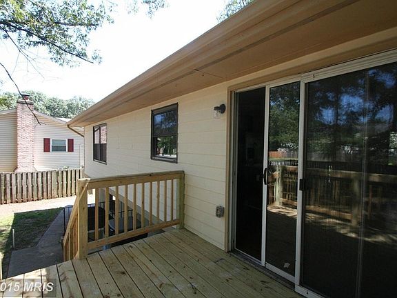Exterior (Rear)