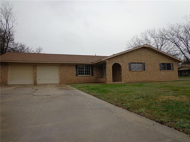 1st image of 4410 River Oaks Dr