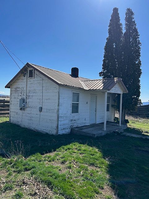 2nd image of 710 Ranch House Ln
