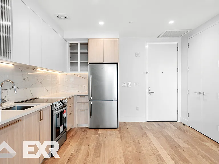 69 Adams St #21G — Photo 17