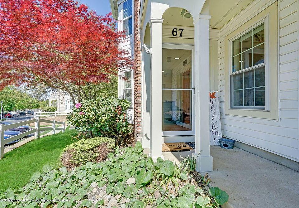 67 Tulip Ln, Freehold, NJ 07728 | Zillow