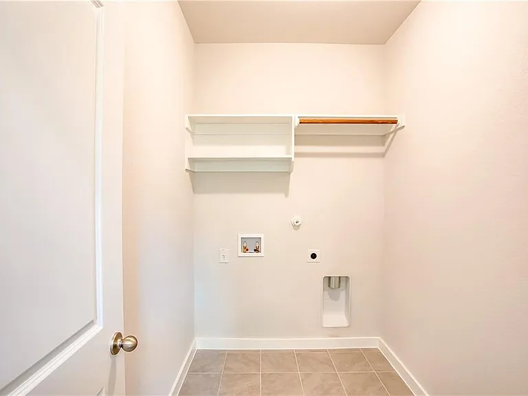 603 Pheasant Hill Ln — Photo 5