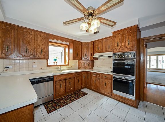 5th image of 4529 N Osage Ave