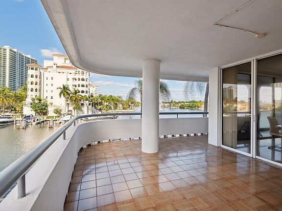 2nd image of 19707 Turnberry Way APT 3K