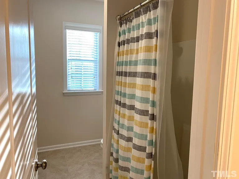 1148 Premier Key Dr — Photo 20