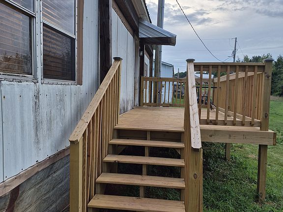 3rd image of 165 Mount Bethel Rd