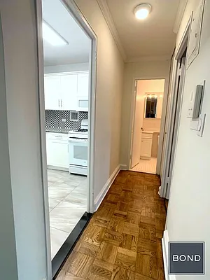 Rented by Bond New York | media 14