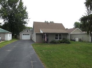 213 Sherman St, Blissfield, MI