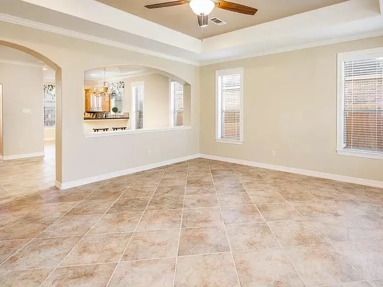 3922 Devrne Dr — Photo 5