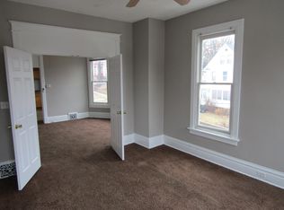 289 Cardiff St #1, Dubuque, IA 52001