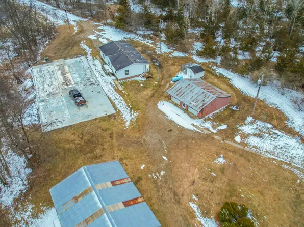 9304 Parkhurst Hwy, Addison, MI 49220