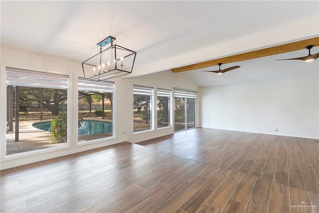 4 bed, 3.0 bath, 4634 sqft, $3,500 — Photo 3