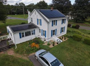 86 Taylor St, Granby, MA 01033