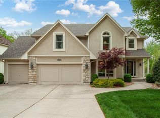 4134 NE Hampstead Dr, Lees Summit, MO 64064