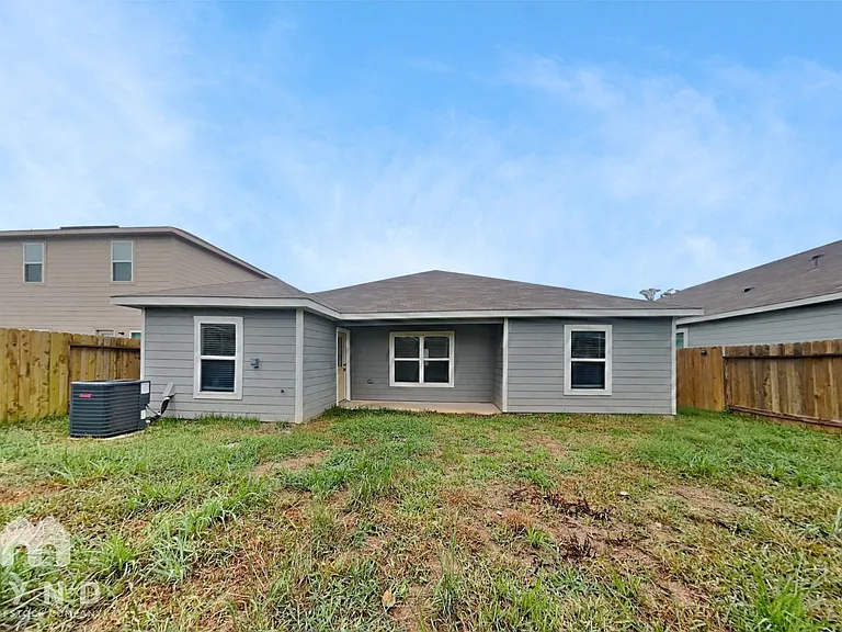 10397 Sweetwater Creek Dr — Photo 17