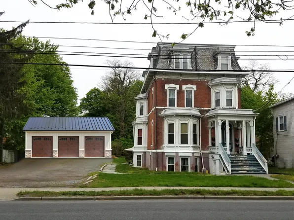 2587 South Ave APT 1, Wappingers Falls, NY 12590