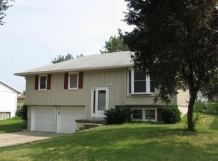 12 SE 240th Rd, Warrensburg, MO 64093