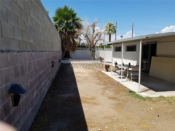 5th image of 1849 La Brisa Ave