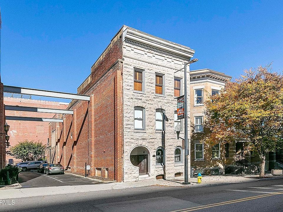 1st image of 209 W Church Ave APT 202