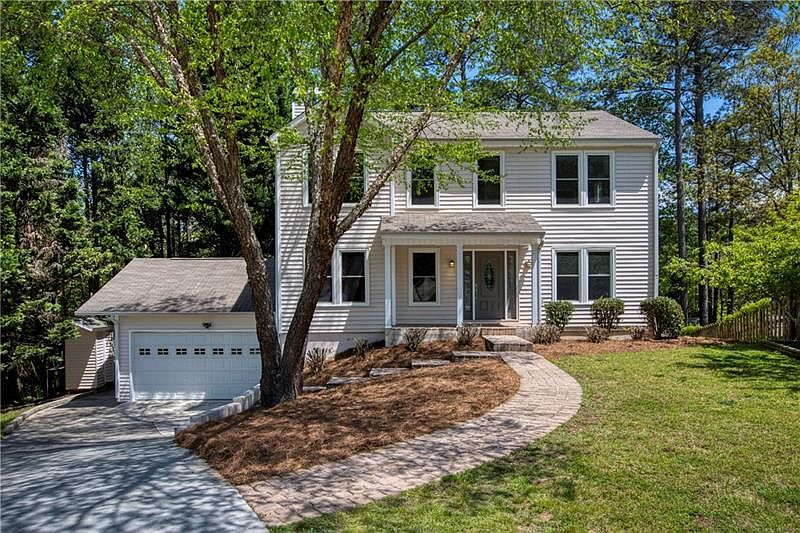 1st image of 3370 Summer View Dr