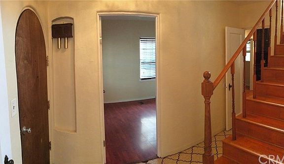 5th image of 2519 Eucalyptus Ave