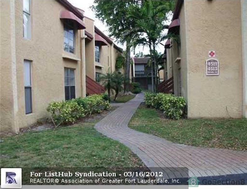 1st image of 4513 Treehouse Ln APT 11H