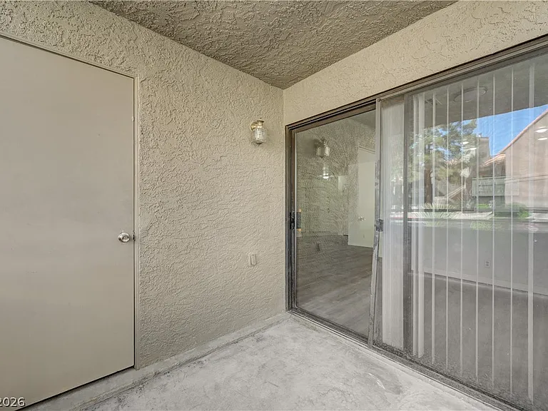 5018 S Rainbow Blvd #104 — Photo 28
