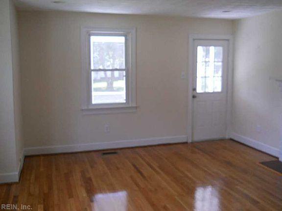 3rd image of 4101 Dartmouth St
