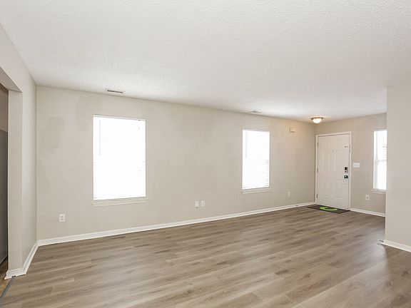 5th image of 15224 Fawn Meadow Dr