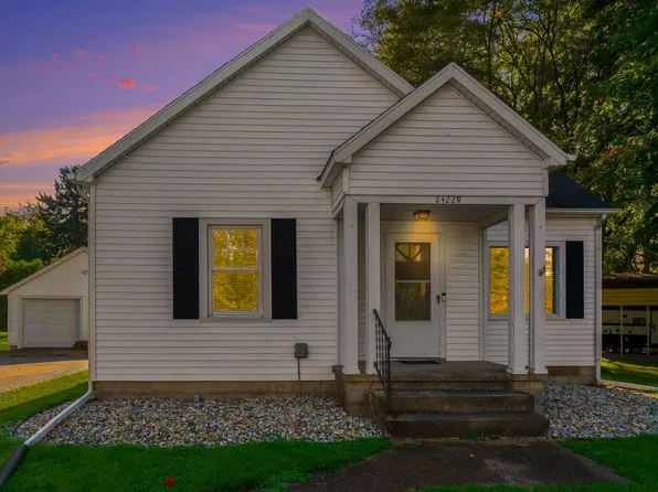 2422 W State Road 2, La Porte, IN 46350