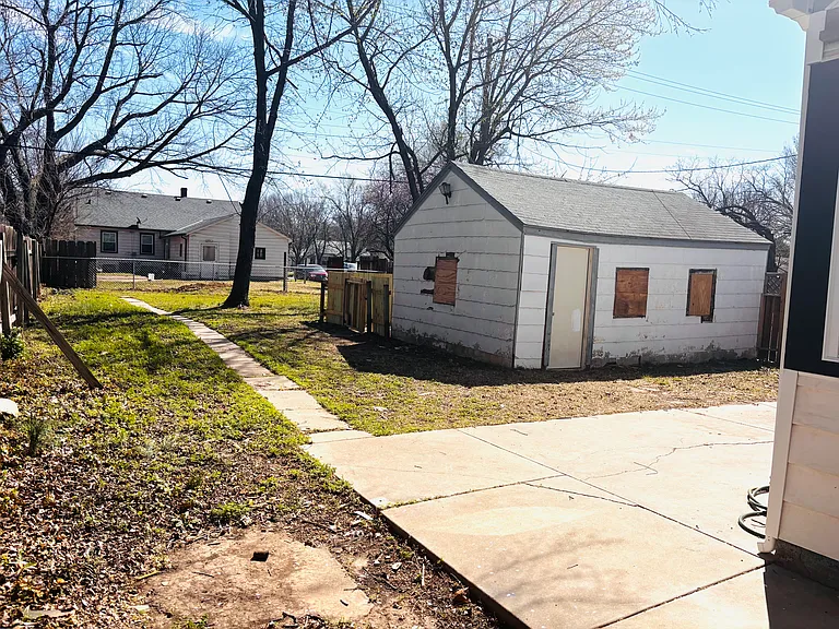 1202 N Terrace Dr — Photo 8