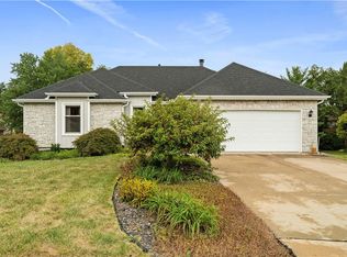 7311 NE 70th St, Kansas City, MO 64119