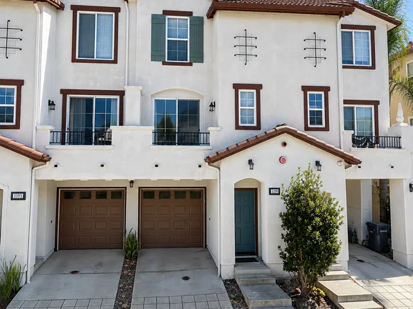 1199 Terracina Ln, San Diego, CA 92103